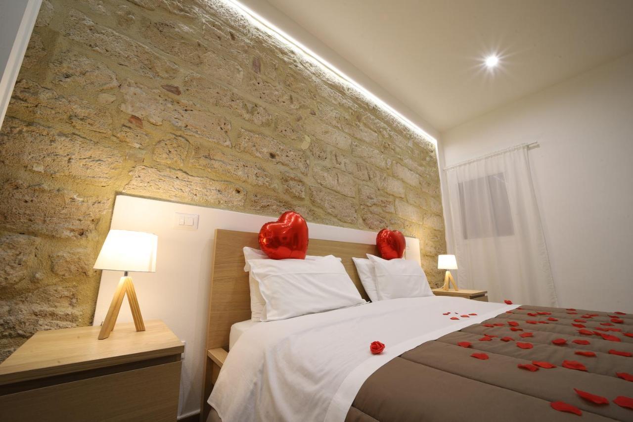 Bosco Suites Carini Bagian luar foto