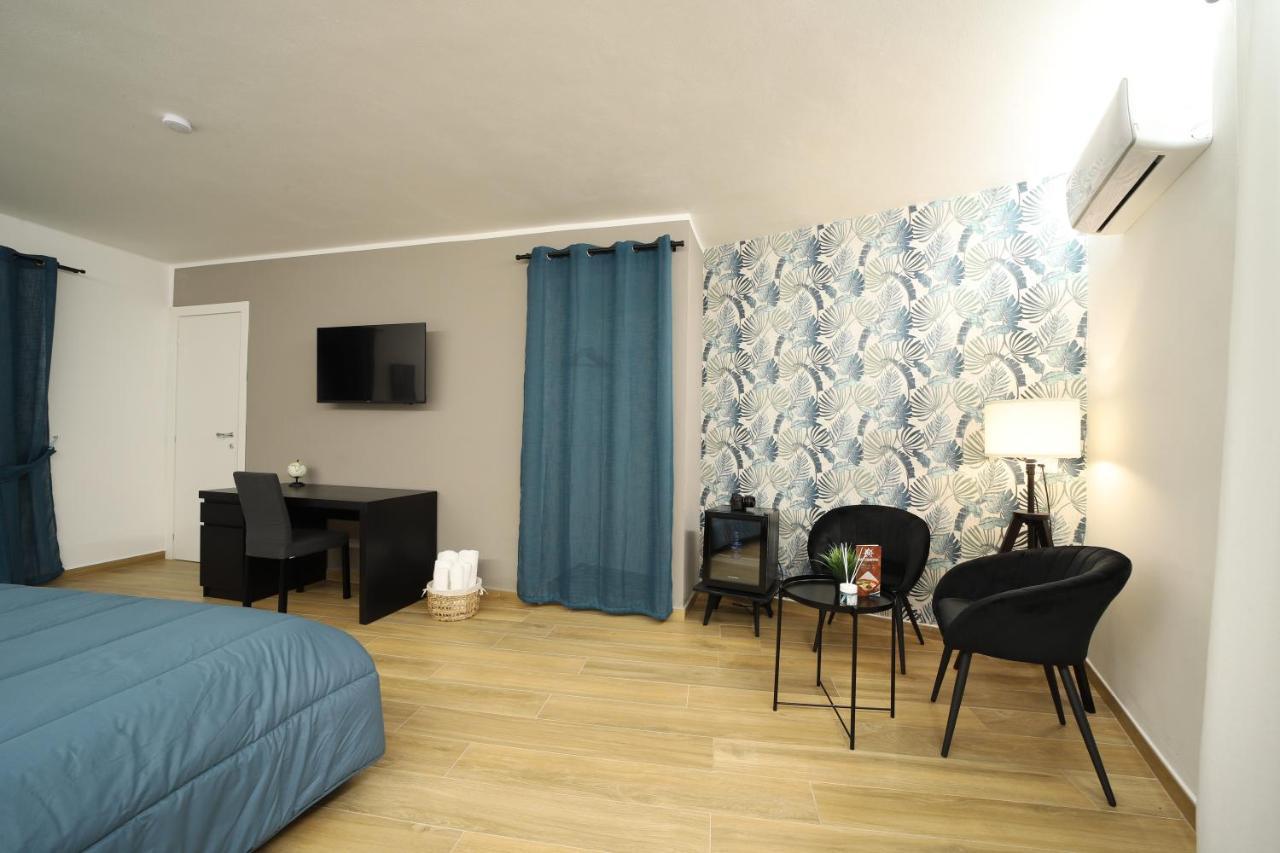Bosco Suites Carini Bagian luar foto