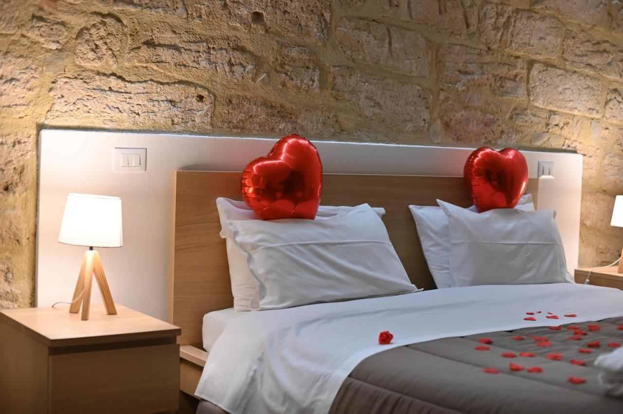 Bosco Suites Carini Bagian luar foto