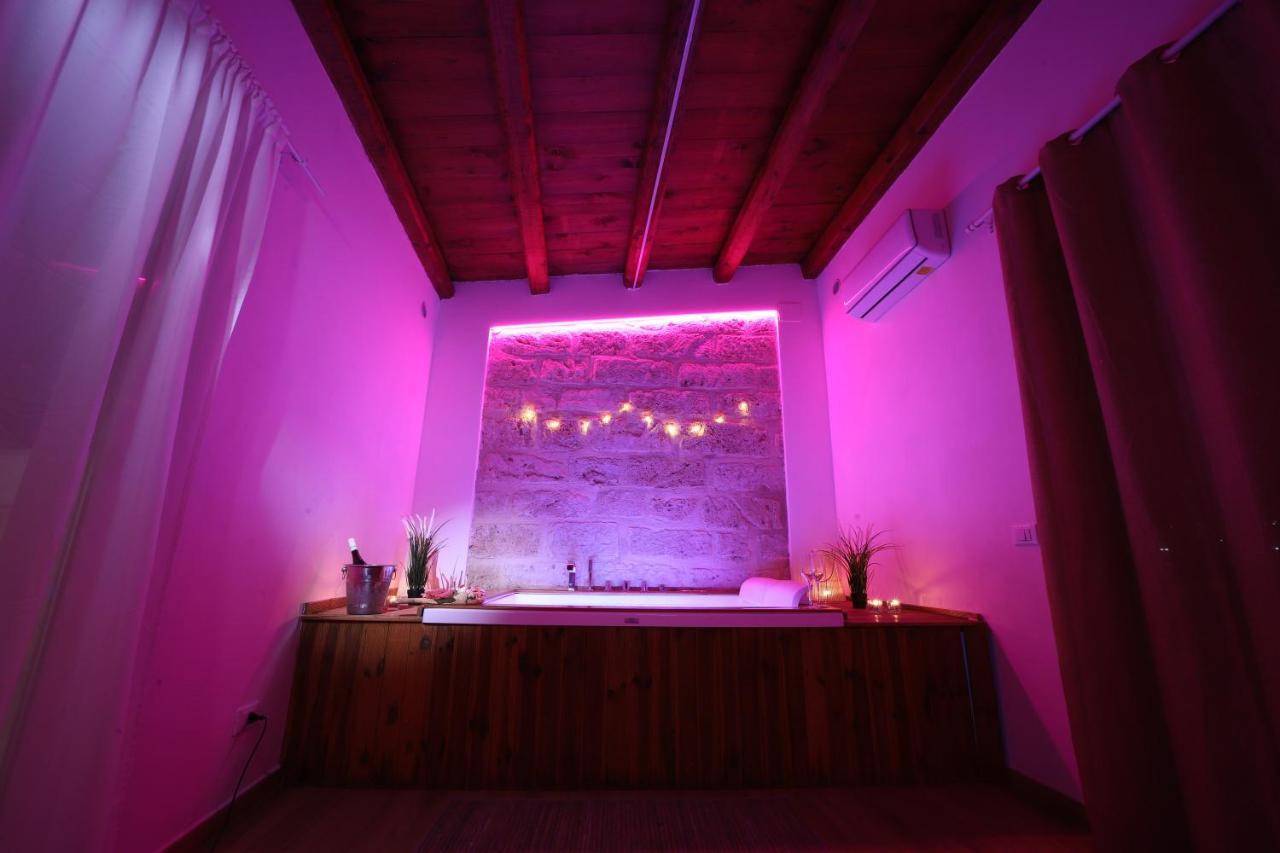 Bosco Suites Carini Bagian luar foto